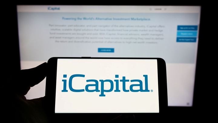 Apollo и iCapital открывают доступ к частным рынкам для инвесторов Европы