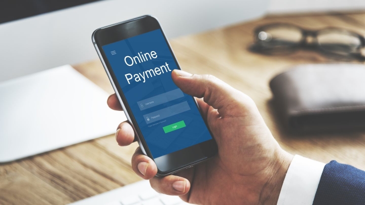 Visa и Authvia запустили мгновенные выплаты для бизнеса через SMS