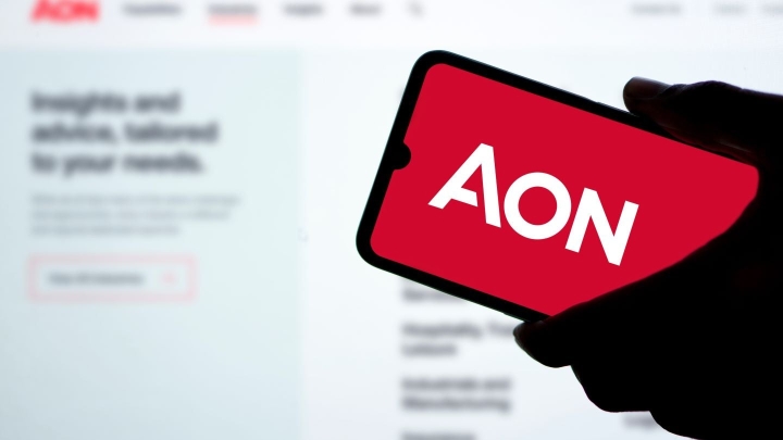Aon продает Madison Dearborn Partners активы NFP на $2.7 млрд