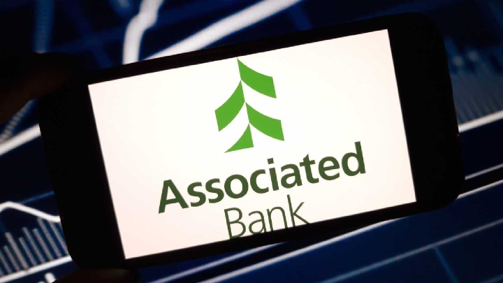 Associated Banc-Corp приобретает American National для расширения присутствия на Среднем Западе США