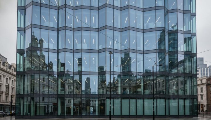 Deutsche Bank оштрафован в Великобритании за трансакции в пользу Okko